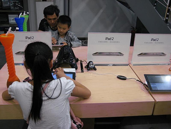 肉眼難以分辨！昆明驚現(xiàn)高仿Apple Store