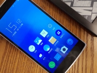 像Flyme又像MIUI，一加刷騰訊TOS體驗(yàn)