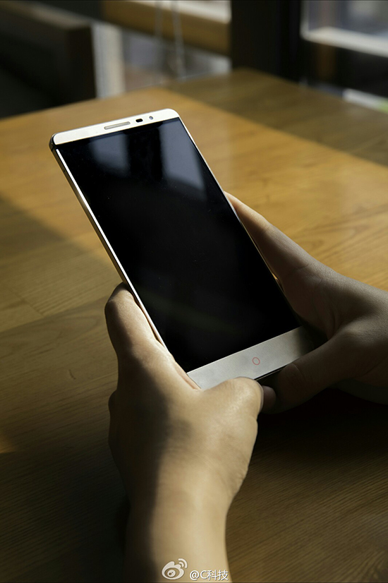 一天一個(gè)樣？nubia Z9真機(jī)照再被曝