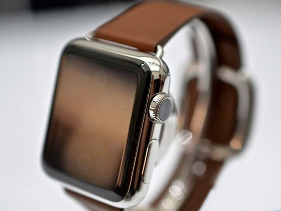 面板良率偏低，Apple Watch出貨目標砍半
