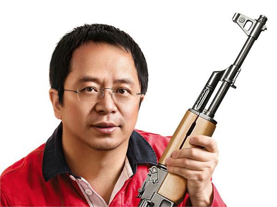 周鴻祎賣(mài)奔馳，做手機(jī)，360 AK47手機(jī)計(jì)劃8月上市