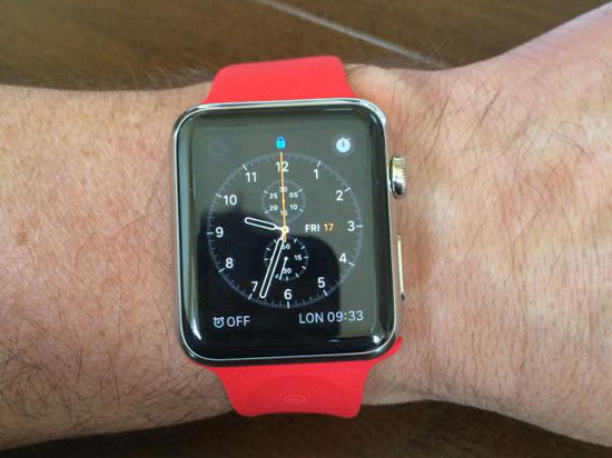 沒見過吧？蘋果或推紅色運動版Apple Watch