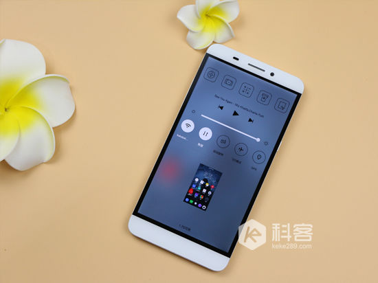 豈能小看無邊框？！樂視超級手機1體驗評測
