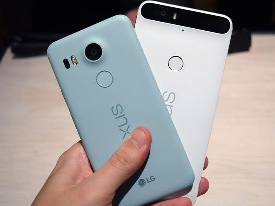一掰就彎？谷歌Nexus 6P遭遇“掰彎門”