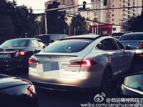 錘子要進(jìn)軍汽車行業(yè)？羅永浩：在談