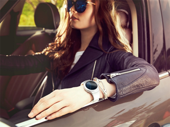 三星Gear S2國(guó)行登陸2198元起，還有周大福定制表帶