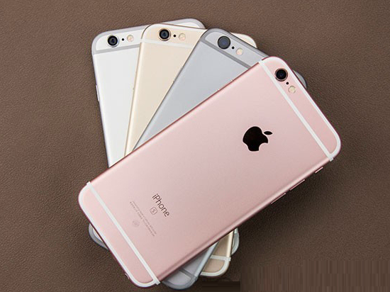 王思聰壕送66臺(tái)iPhone 6s：為熊貓TV公測出錯(cuò)道歉