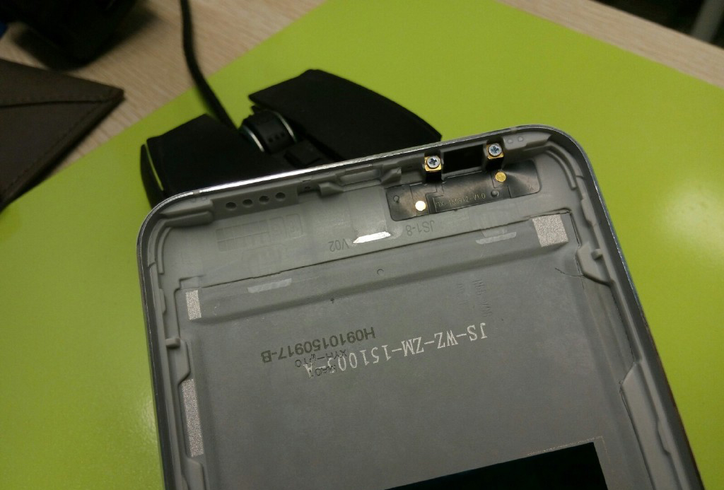 魅藍(lán)metal金屬后殼如何隱藏掉白帶的？真相在這里