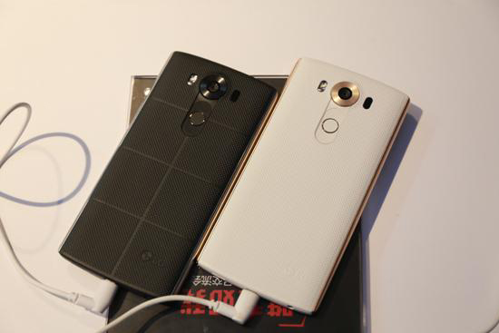 4998元！國(guó)行版LG V10發(fā)布：雙前置鏡頭+雙屏幕