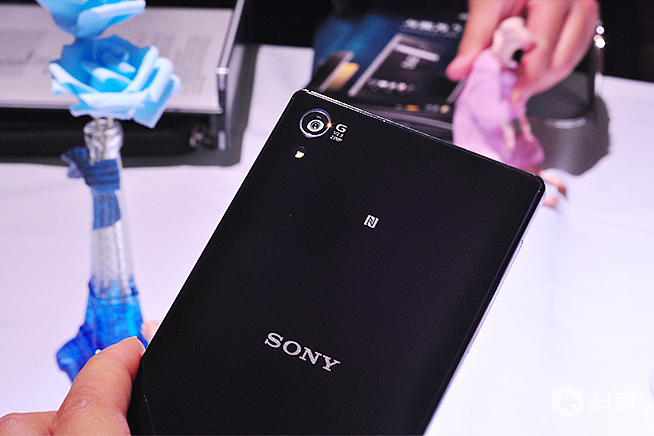 5699元！4K屏索尼Xperia Z5尊享版國行發(fā)布
