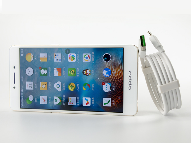 長(zhǎng)續(xù)航配搭閃充的完美結(jié)合：OPPO R7s評(píng)測(cè)