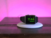 視頻：628元！Apple Watch官方無(wú)線充電底座上手