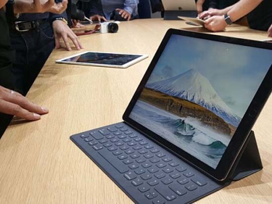 iPad Pro真的難用？加了鍵盤之后呢？