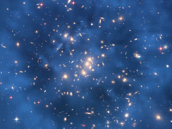 宇宙中的超級(jí)星系團(tuán)：質(zhì)量相當(dāng)于500萬(wàn)億個(gè)太陽(yáng)
