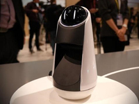 跟風亞馬遜Echo，索尼也發(fā)布了一款機器人助理
