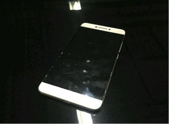 樂視手機(jī)2也要用雙攝像頭 華為P9怎么看？