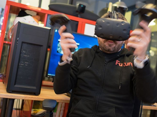 Nvidia宣布將完全解決VR眩暈問題：刷新率可達(dá)1700Hz！