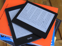 越貴越好？Kindle Oasis對比Paperwhite