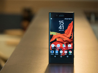 索尼Xperia XZ上手玩：這審美是崩塌了？