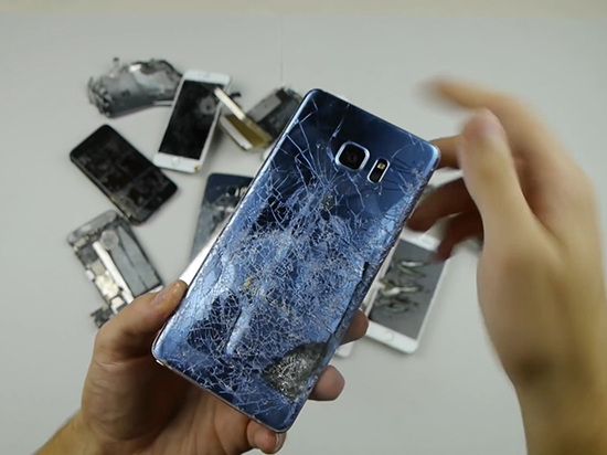 壕！盤點2016年被花式毀掉的iPhone