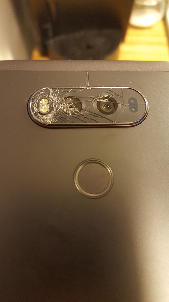 雙攝炸裂？LG V20被爆有瑕疵