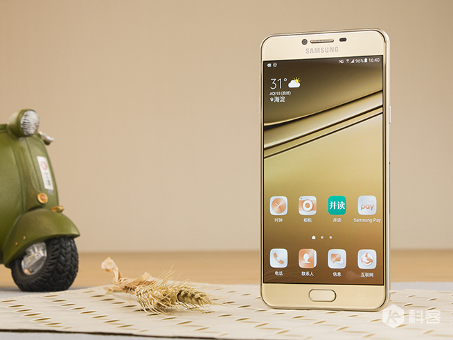 2500元選誰(shuí)？三星C7對(duì)比OPPO R9/vivo X7