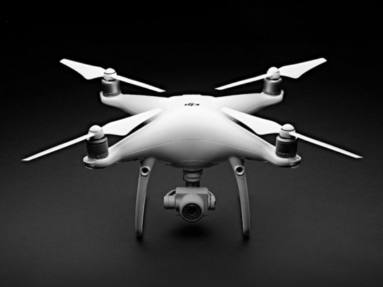 8999元起！大疆精靈Phantom 4 Advanced無人機發(fā)布