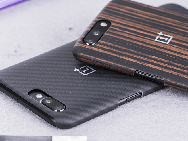 OPPO R11與一加5外觀太像！保護殼打磨后還能通用