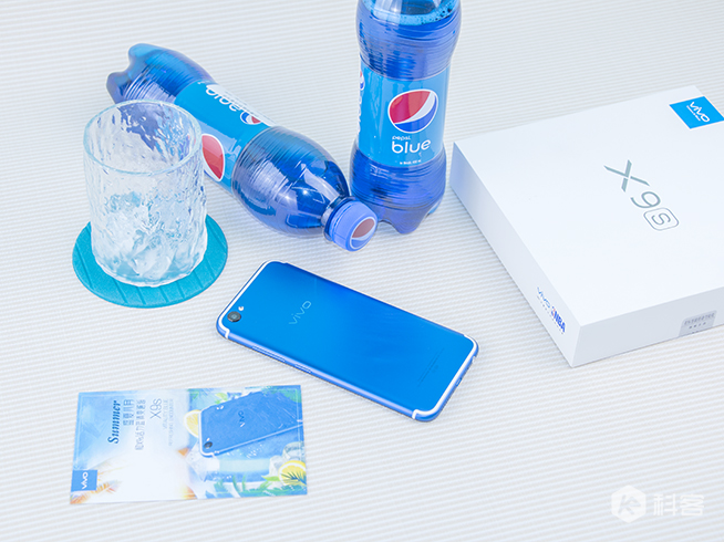 vivo X9s活力藍(lán)開箱：感受來自巴厘島的清涼體驗