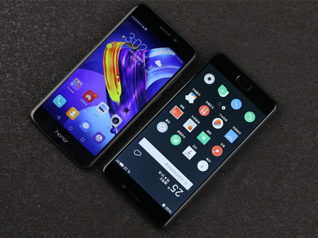 榮耀V9 play對(duì)比魅藍(lán)Note6，100元差距居然這么大？
