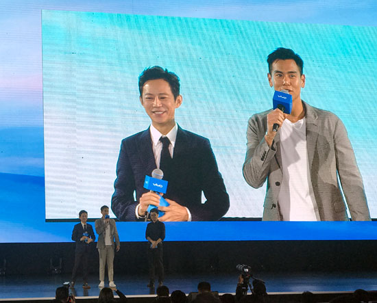 全面屏vivo X20系列發(fā)布：2998元起，首日備貨350萬臺