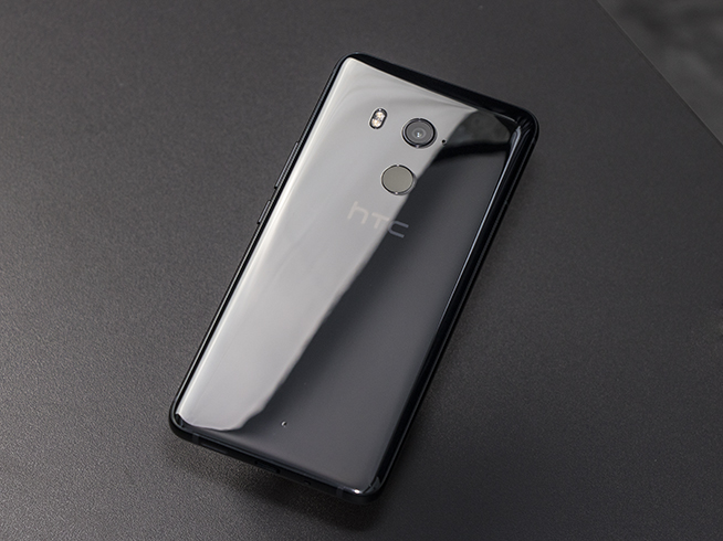 HTC U11+圖賞：全面屏+玻璃鏡面后蓋，高顏值新旗艦