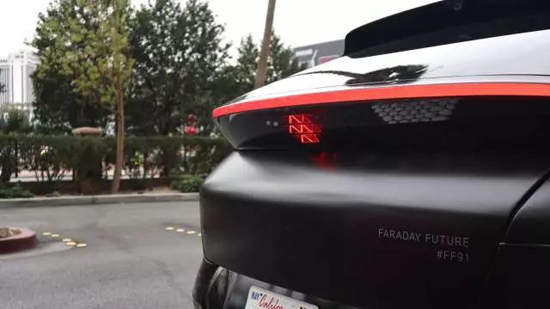 CES 2018大展首日精彩匯總：賈躍亭夢想車再蹭熱點(diǎn)，中國品牌“霸館”