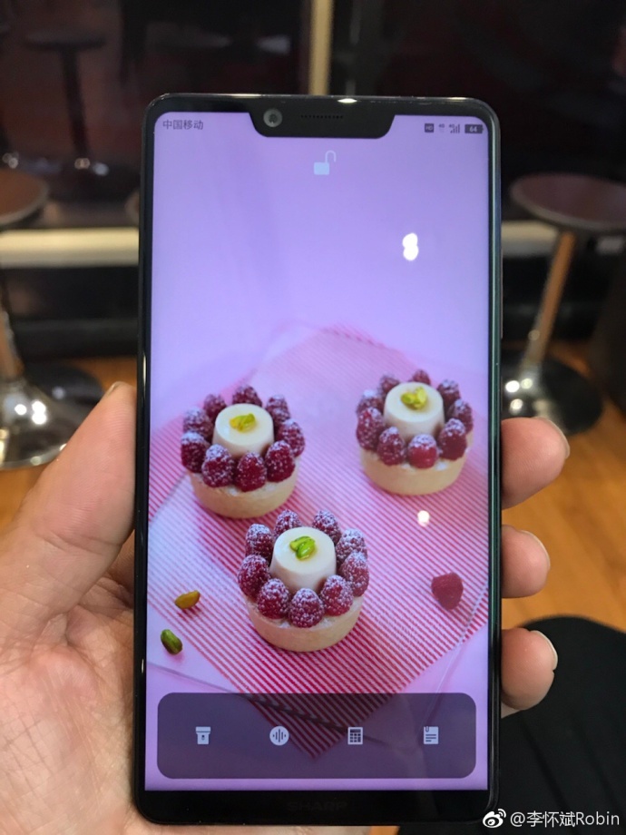 科客晚報(bào)：夏普Aquos S3美人尖沒(méi)了，國(guó)內(nèi)手機(jī)市場(chǎng)將面臨洗牌？