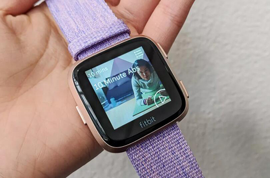 有點(diǎn)Apple Watch的味道！Fitbit Versa智能手表發(fā)布
