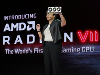 AMD Radeon VII顯卡對標NVIDIA 第三代銳龍?zhí)幚砥髁料?> </a></div>
                                    <div   id=