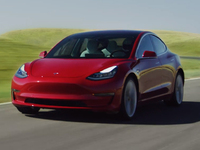 國產(chǎn)特斯拉Model 3售價公布：起步價32.8萬 你覺得如何？