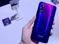 相機(jī)領(lǐng)銜全面升級！vivo Z5發(fā)布，高性價比水桶機(jī)新選擇