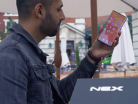 vivo NEX 3真機(jī)提前亮相：瀑布屏驚艷 無(wú)實(shí)體按鍵設(shè)計(jì)？