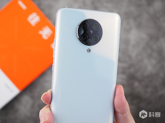 Redmi K30至尊紀(jì)念版上手：重回1999元起 一機(jī)難求真有這么香？