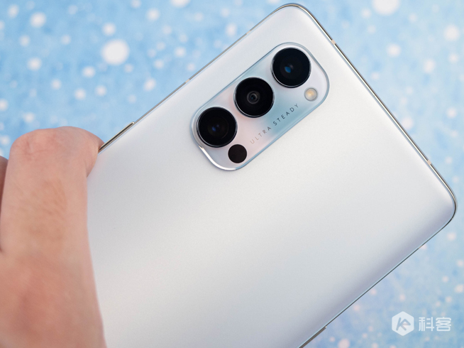 OPPO Reno5系列全曝光：輕薄壓榨到極限？首發(fā)人像視頻新技術(shù)！