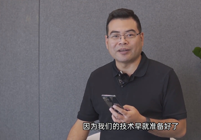 OPPO新一代屏下攝像頭即將到來(lái)！顯示無(wú)瑕疵和自拍效果二選一？