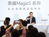 高喊超越華為，任正非兩年前預(yù)知！趙明揭秘榮耀Magic5系列有何底氣？