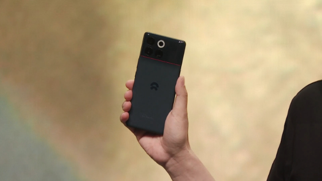 蔚來NIO Phone發(fā)布會回顧：0廣告0預裝，6499元起你能接受嗎？