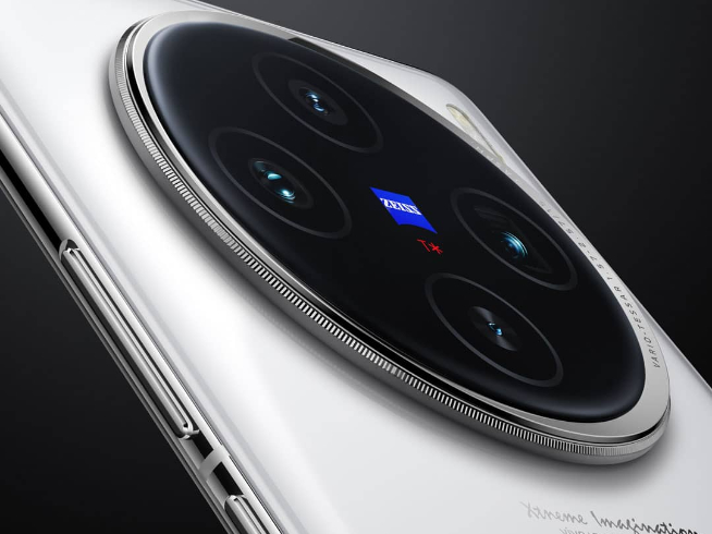 天璣9300大力出奇跡？vivo X100系列月環(huán)云階全新呈現(xiàn)！