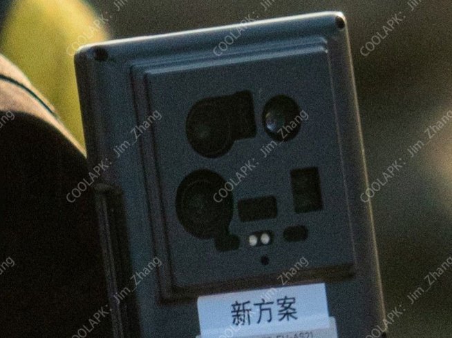 盧偉冰接棒雷軍發(fā)布小米14 Ultra：幾乎推倒重做！影像很頂春節(jié)后見
