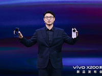vivo X200系列發(fā)布：全系大電池+長焦微距，小鋼炮也有了