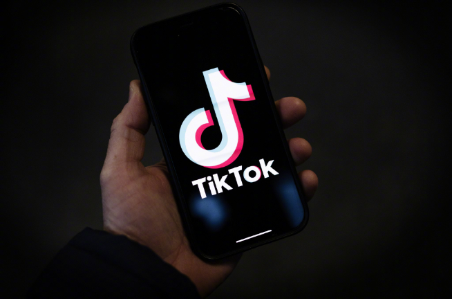 鬧劇這就結(jié)束了？關(guān)停僅僅14個(gè)小時(shí)！TikTok光速復(fù)活