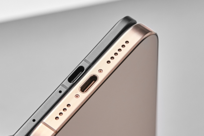 OPPO Find N5大泄密：保密協(xié)議=廢紙？媒體人直接憤怒