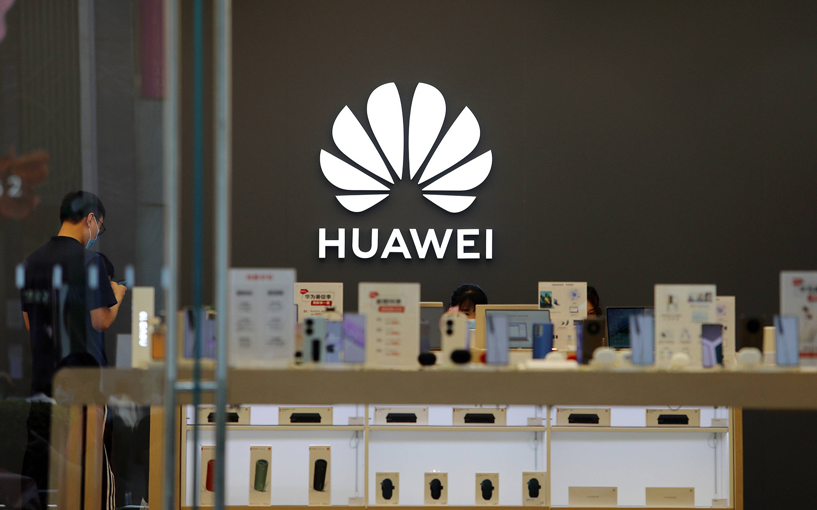 黃仁勛再次盛贊華為，憑什么贏得頂尖科技巨頭的認可？